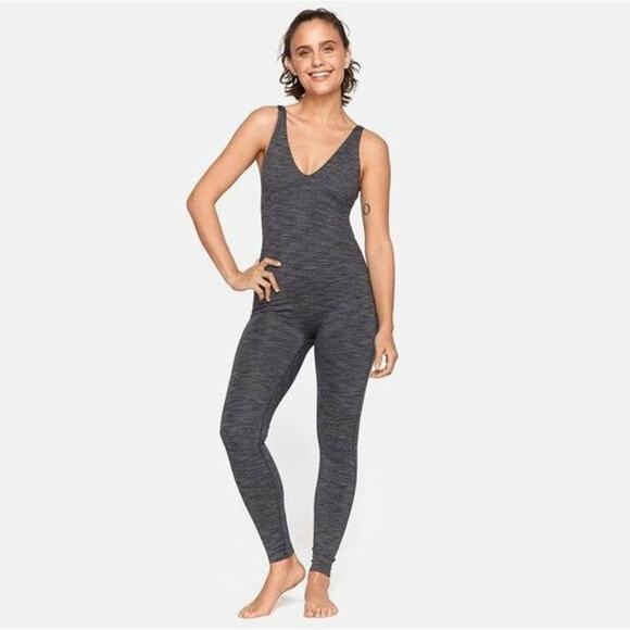 Outdoor Voices Freeform Unitard Bodysuit Heathered Charcoal | Gray | SZ M - Picture 1 of 13